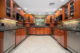 10 Rockingham Rd, Spring Valley, NY 10977 - Photo 9
