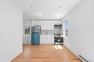 205-28 116 Rd, Saint Albans, NY 11412 - Photo 13