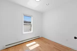 205-28 116 Rd, Saint Albans, NY 11412 - Photo 17
