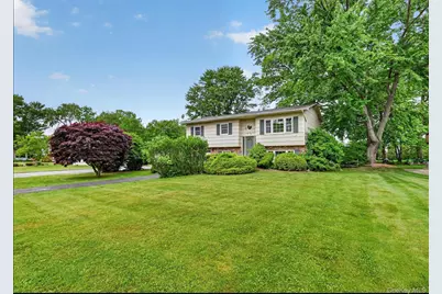 105 Lakewood Drive, Congers, NY 10920 - Photo 1