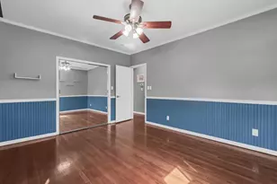 2 Tottenham Pl, New Hyde Park, NY 11040 - Photo 17
