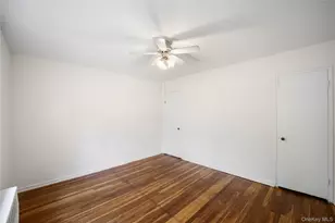 220-04 Stronghurst Ave, Queens Village, NY 11427 - Photo 11