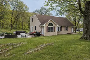 164 Bloomer Rd, Lagrangeville, NY 12540 - Photo 31