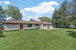 61 Crestwood Dr, Huntington Station, NY 11746 - Photo 37