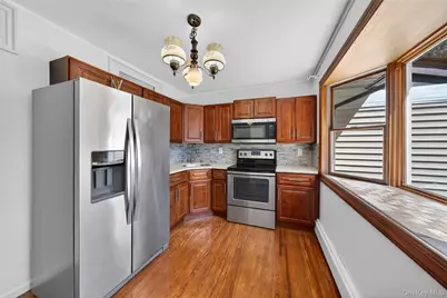 61 Crestwood Drive, Huntington Station, NY 11746 - Photo 27