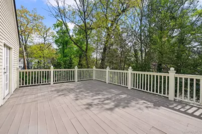 224 Old Colony Road, Hartsdale, NY 10530 - Photo 25