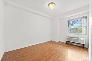 71-33 162nd St, Fresh Meadows, NY 11365 - Photo 9