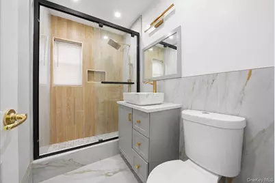 3410 Kingsland Avenue, Bronx, NY 10469 - Photo 19