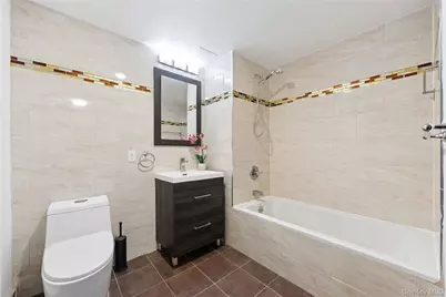35-20 146th Street #3B, Flushing, NY 11354 - Photo 11