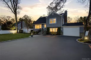 237 Woodlawn Ave, Saint James, NY 11780 - Photo 3