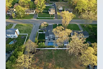 237 Woodlawn Avenue, Saint James, NY 11780 - Photo 35