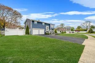 110 Stephen Rd, Bayport, NY 11705 - Photo 3