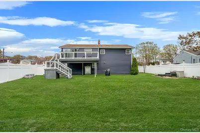 110 Stephen Road, Bayport, NY 11705 - Photo 7