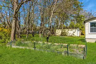 135 Corwin St, Greenport, NY 11944 - Photo 13