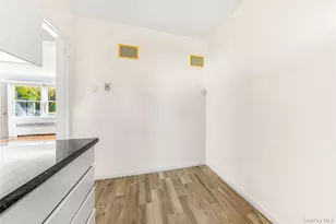 71-46 Little Neck Pkwy, Bellerose, NY 11426 - Photo 3
