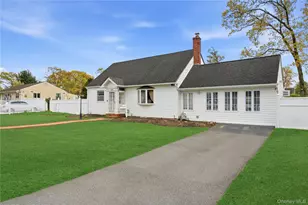 1333 13th St, West Babylon, NY 11704 - Photo 3
