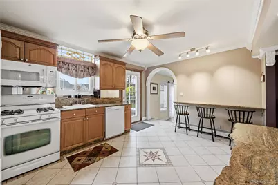 1333 13th Street, West Babylon, NY 11704 - Photo 13