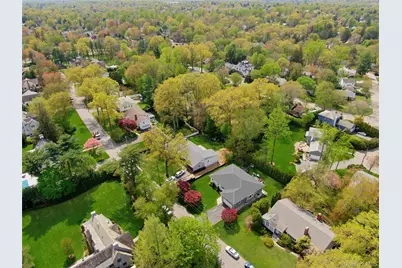 168 Dorchester Road, Scarsdale, NY 10583 - Photo 25