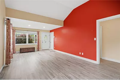 81 Steuben Boulevard, Nesconset, NY 11767 - Photo 9