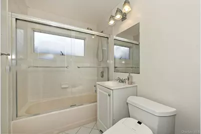 7 Low Lane, Levittown, NY 11756 - Photo 15