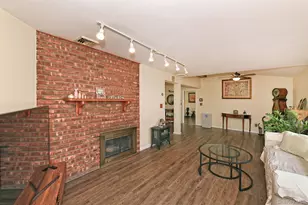 7 Low Ln, Levittown, NY 11756 - Photo 7