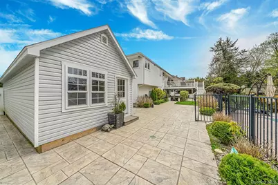 6 Warbler Lane, Commack, NY 11725 - Photo 25