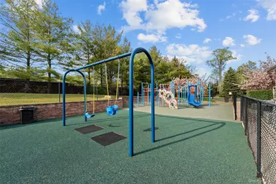 10 Kensington Circle, Manhasset, NY 11030 - Photo 39
