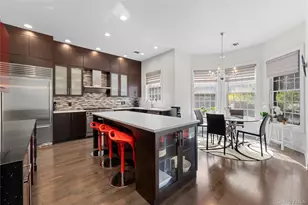 10 Kensington Cir, Manhasset, NY 11030 - Photo 13