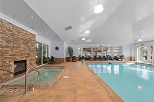 10 Kensington Cir, Manhasset, NY 11030 - Photo 37