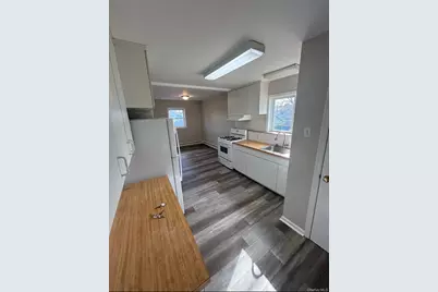 944 Union Street #B, Bohemia, NY 11716 - Photo 3