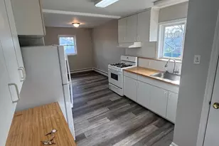 944 Union St, Bohemia, NY 11716 - Photo 3