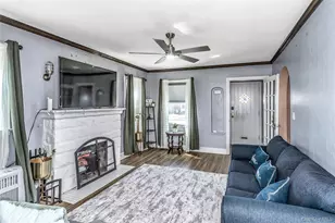 81 Midwood St, Valley Stream, NY 11580 - Photo 5