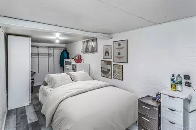 81 Midwood Street, Valley Stream, NY 11580 - Photo 21