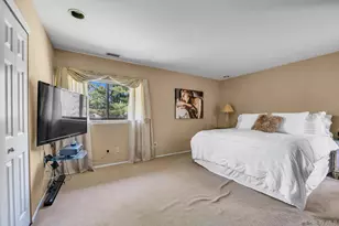 47 Northgate Cir, Melville, NY 11747 - Photo 11
