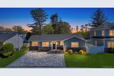 15 Main Parkway, Plainview, NY 11803 - Photo 1