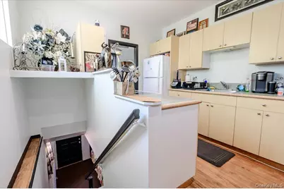 35 Cooke Avenue, Holtsville, NY 11742 - Photo 19