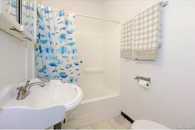 35 Cooke Avenue, Holtsville, NY 11742 - Photo 21