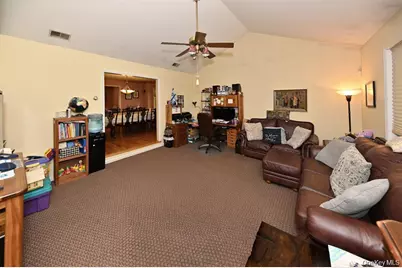 17 E Stemmer Lane, Suffern, NY 10901 - Photo 15