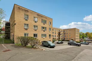 2035 Central Park Ave, Yonkers, NY 10710 - Photo 15