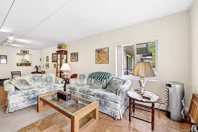 2035 Central Park Avenue #2V, Yonkers, NY 10710 - Photo 5