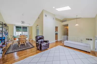 8 Gaymor Lane, Farmingville, NY 11738 - Photo 5