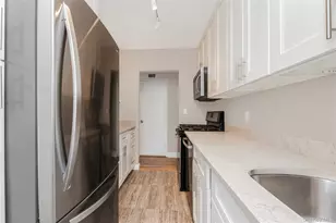 25 Sunnyside Dr, Yonkers, NY 10705 - Photo 7