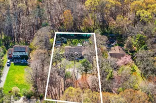 20 Middle Island Rd, Middle Island, NY 11953 - Photo 45