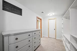20 Middle Island Rd, Middle Island, NY 11953 - Photo 29