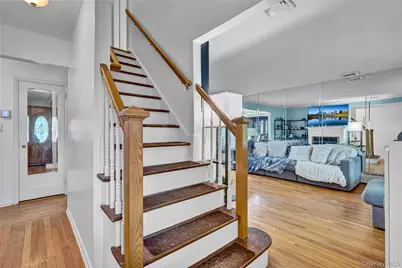 138 Norman Drive, East Meadow, NY 11554 - Photo 5