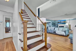 138 Norman Dr, East Meadow, NY 11554 - Photo 5