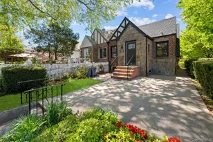 24-02 96th St, East Elmhurst, NY 11369 - Photo 9