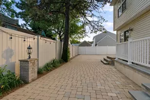502 Martha Ave, Bellport, NY 11713 - Photo 23