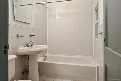 86-46 139th Street, Briarwood, NY 11435 - Photo 15