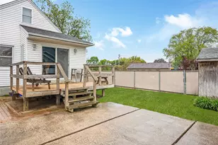 219 Oakview Ave, Oceanside, NY 11572 - Photo 23
